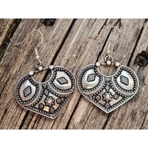 Vintage Sterling Silver Ethnic Indian Vibe Ornate Heart Shaped Dangle Earrings